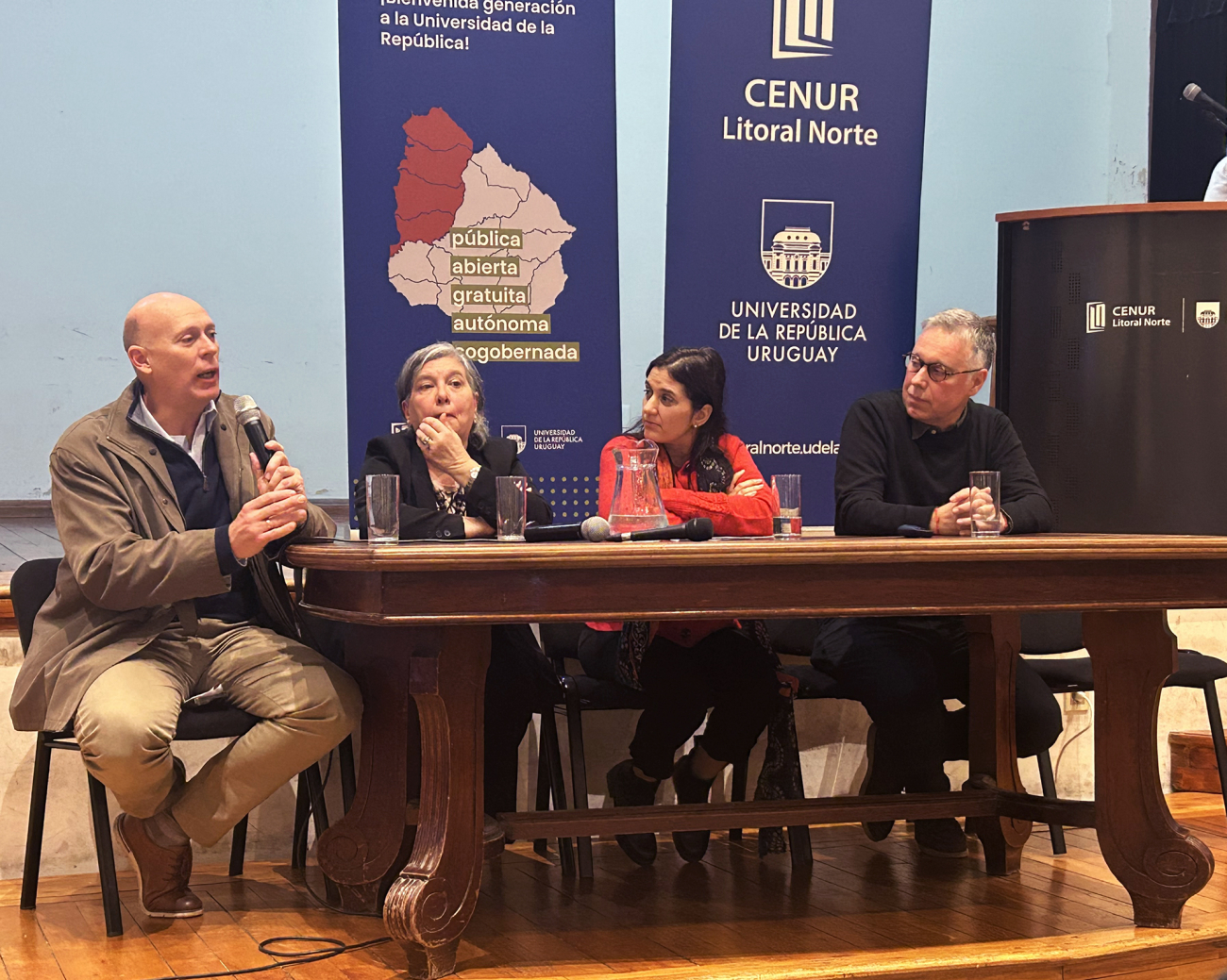 Firma por adjudicación de módulos de laboratorio para el Campus Universitario de Udelar en Paysandú