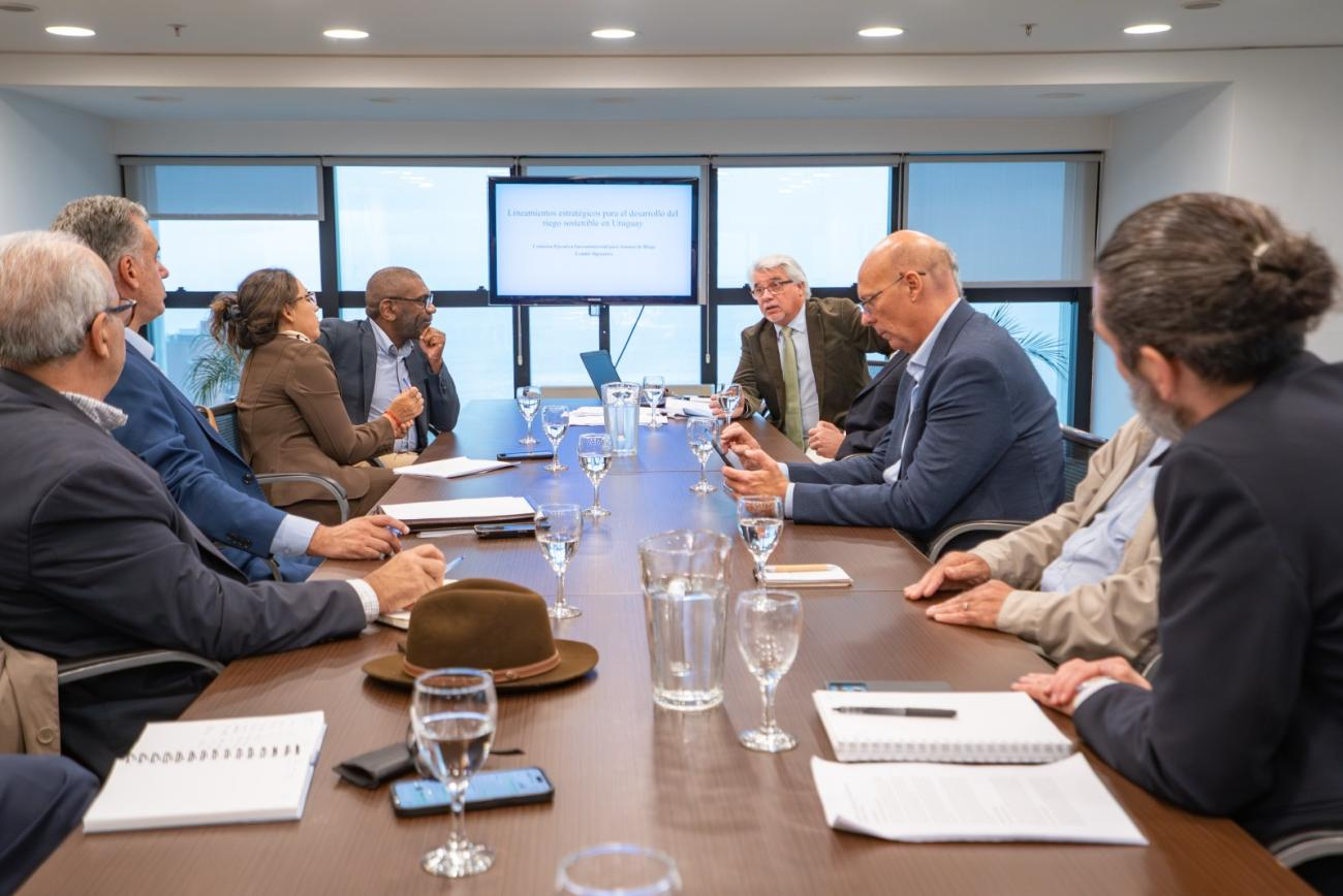 Gobierno avanza en lineamientos estratégicos para impulsar el riego como política productiva