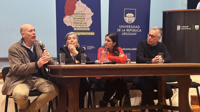 Firma por adjudicación de módulos de laboratorio para el Campus Universitario de Udelar en Paysandú